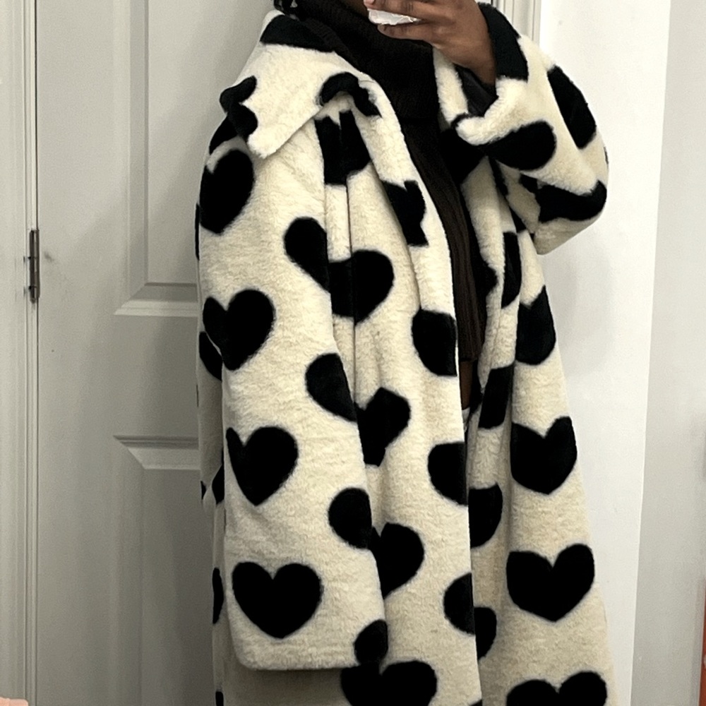 COPY - Oversized Black and White Faux Fur Coat